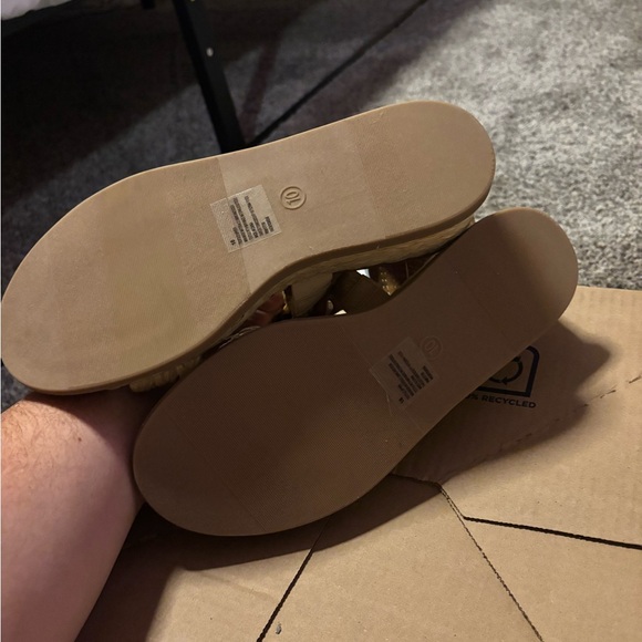 BNWT Universal Thread BraideD Rafia Sandals - Picture 4 of 5